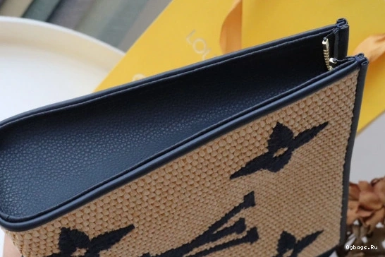 VUITTON LOUIS Monogram Toiletry Raffia Pouch 0120